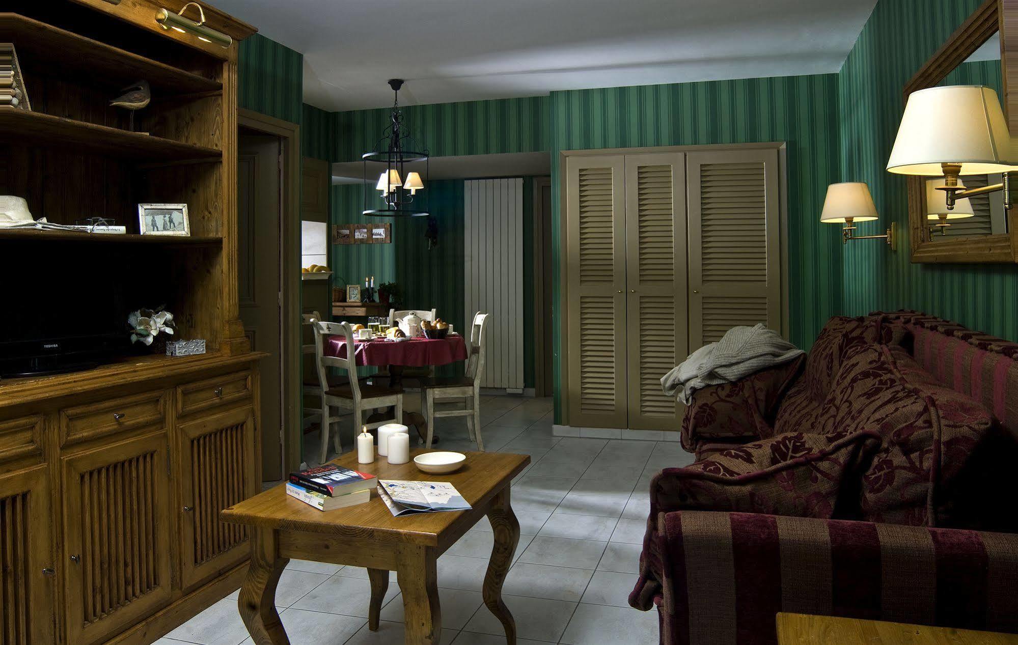 Le Clos De Marie Font-Romeu-Odeillo-Via Bagian luar foto
